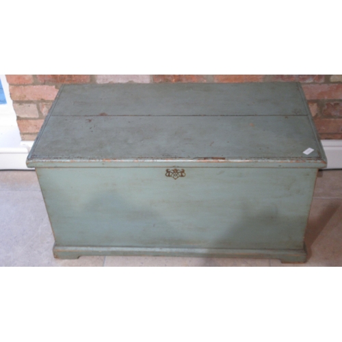 510 - A 19th century painted pine toy/blanket chest - Width 92cm x Height 47cm x Depth 49cm