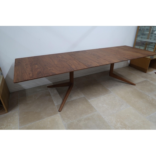 514 - A Mathew Hilton cross extending dining table 2m x 1m x 0.75cm tall, extends to 3m with the leaves, s... 