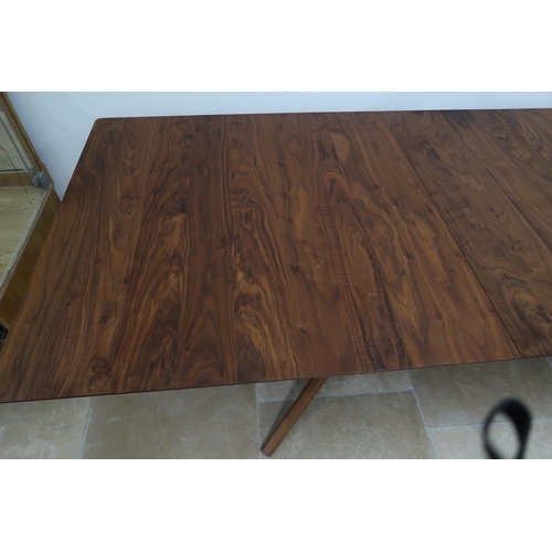 514 - A Mathew Hilton cross extending dining table 2m x 1m x 0.75cm tall, extends to 3m with the leaves, s... 