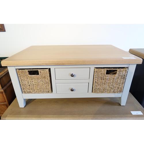 545 - Winchester coffee table with 2 small drawers and 2 large baskets. Ex display – 100 x 60 x 45 cm