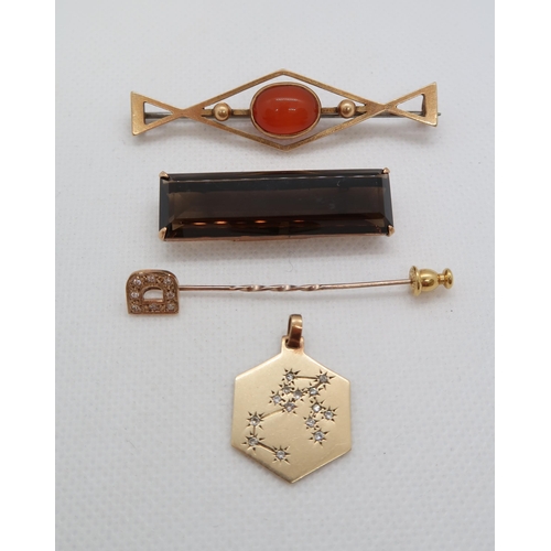 207 - A 14ct rose gold (hallmarked) Smokey quartz brooch, 4cm - a 9ct yellow gold (tested) carnelian brooc... 