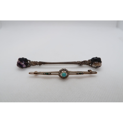 226 - A 9ct yellow gold (hallmarked) bar brooch with turquoise and seed pearls - 6cm - weight approx 2.2 g... 