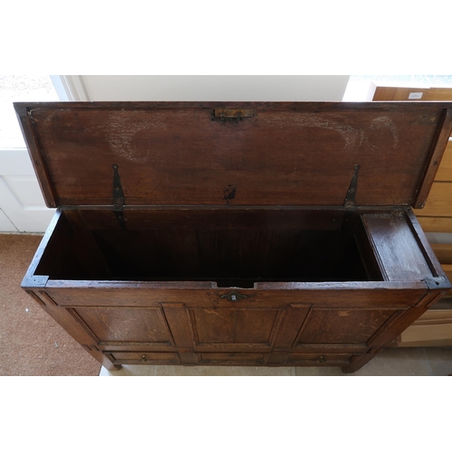 519 - An oak mule chest - 116cm x 31cm x 78cm