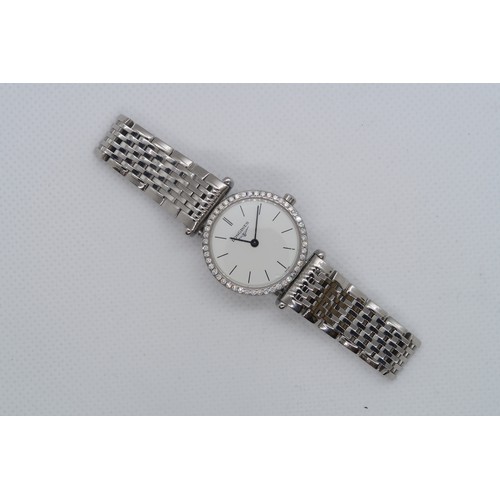 256 - A Longines 'Le Grande Classique de Longines' ladies bracelet wristwatch - round stainless steel case... 