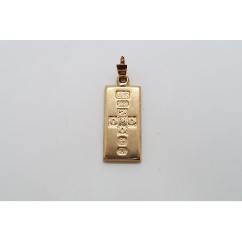 113 - A 9ct yellow gold 1/4oz Ingot pendant with diamond - total weight approx 8.1 grams