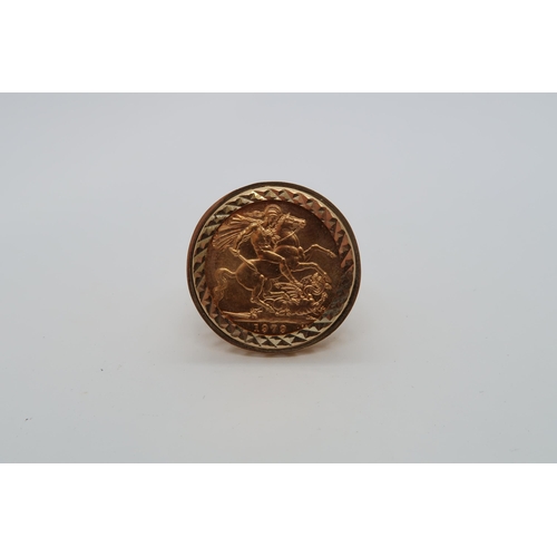 116 - A 1979 gold sovereign ring in 9ct (hallmarked) yellow gold - approx weight 12.6 grams