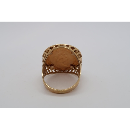 116 - A 1979 gold sovereign ring in 9ct (hallmarked) yellow gold - approx weight 12.6 grams