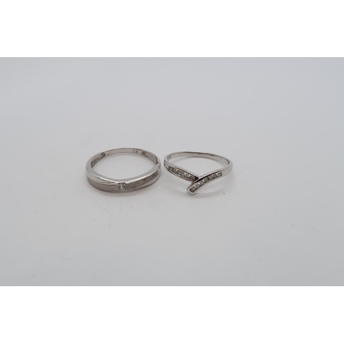 126 - Two 9ct white gold rings with diamond sizes P & M/N - weight approx 2.8 grams