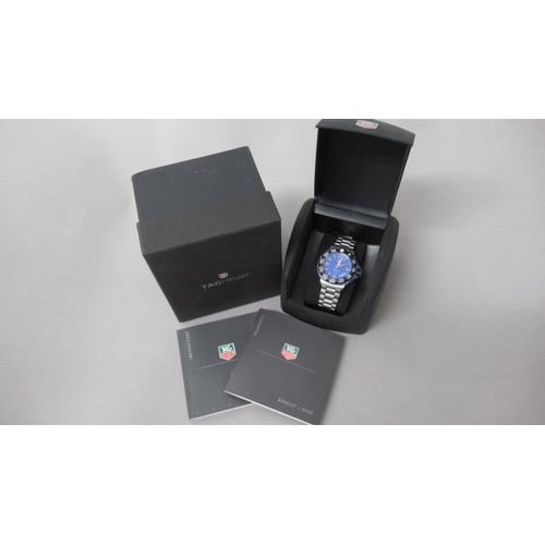 253 - A Tag Heuer Formula 1 quartz gents bracelet wristwatch with blue dial model WAC 1112 serial SF6825 w... 