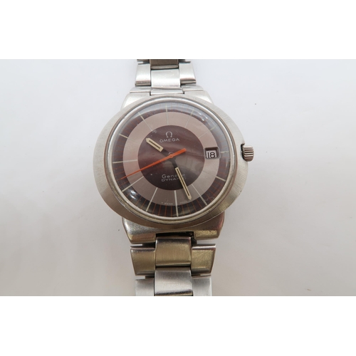 267A - A gents Omega Geneve Dynamic Automatic wristwatch - stainless steel case 40mm x 35mm - on Omega brac... 