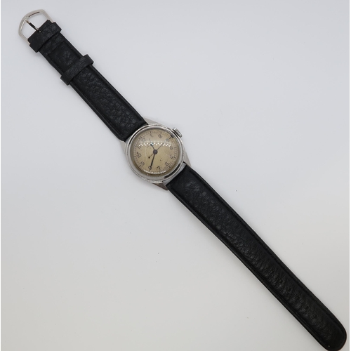 270A - A 1940's/50's gents Omega manual wind wristwatch - metal case 32mm - working in the saleroom