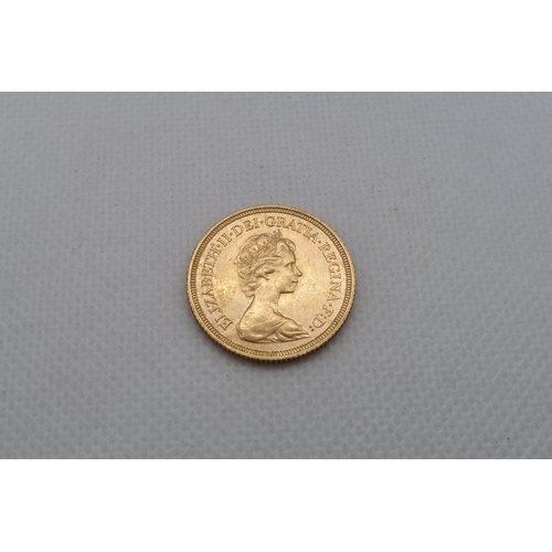 331 - A 1976 gold sovereign