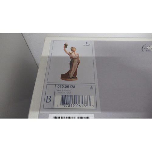 352 - Four Lladro figurines - all boxed and in good condition