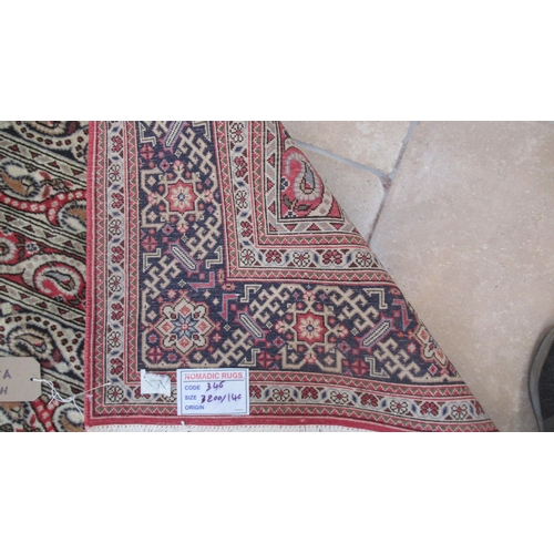 497A - A hand knotted woollen Mahal rug - 2.00m x 1.40m