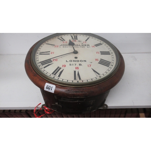 601 - A late 19th century Railway clock - The 12