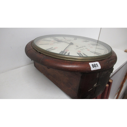 601 - A late 19th century Railway clock - The 12