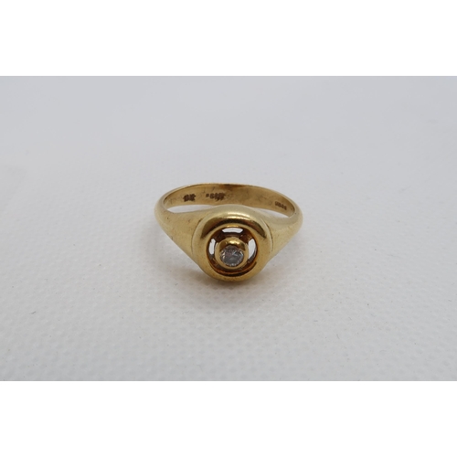 70 - An 18ct (hallmarked) yellow gold single stone diamond ring size O - approx weight 5 grams