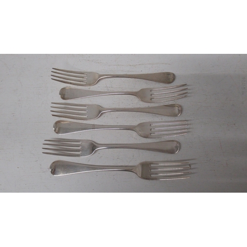 285 - A set of six George III silver forks Thomas Wilkes Barker, London 1818-19 - 20cm - approx weight 12.... 