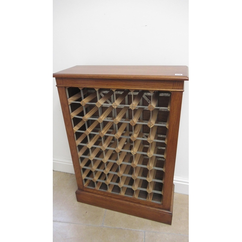 639 - A good quality oak wine rack - holds 36 bottles - made by a local craftsman to a high standard - Wid... 