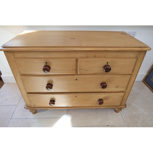 A good quality 19th century pine chest with two short over three long drawers, turned legs recently re-polished and in lovely condition, 107cm long x 78cm wide