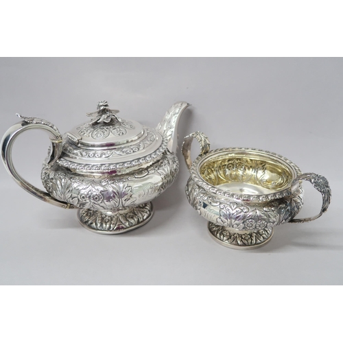 351 - A hallmarked silver teapot and bowl - approx weight 34.5 troy oz