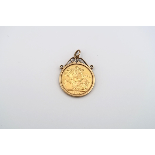 442 - A full gold sovereign, dated 1900, 7.98 grams, 22ct gold held within a 9ct gold pendant, total weigh... 