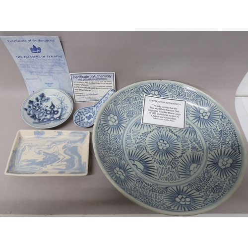 499 - A blue and white ceramic bowl from the Treasure of Tek-Sing 28cm diameter x 5.5cm high, a blue and w... 