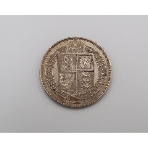 439 - An 1890 Crown and other British coinage