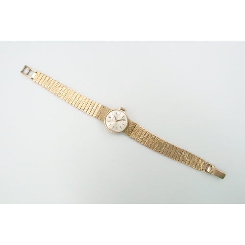 251 - A 9ct gold Longines bracelet wristwatch with 9ct gold case and strap, approx weight 24 grams