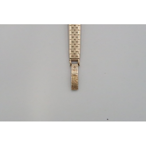 326 - A 9ct yellow gold ladies bracelet watch, approx weight 22 grams