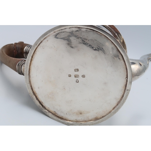 356 - A silver hallmarked coffee pot, ribbed border to lid and base, Ann Robertson, Newcastle, 10.5 troy o... 