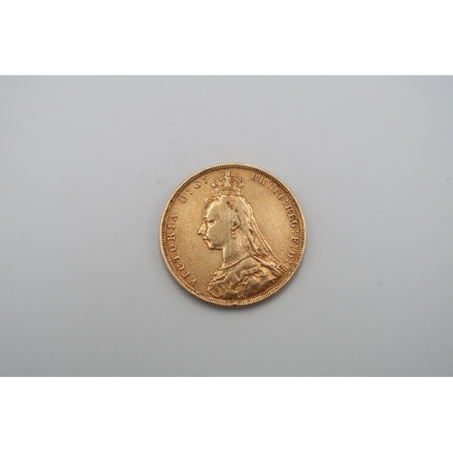 424 - A 22ct Sovereign dated 1887, Old Victoria head