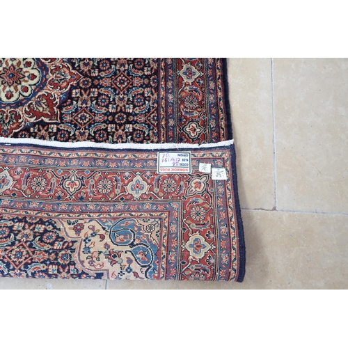 583 - A Bijar hand knotted rug, 2.14m x 1.38m, in good condition