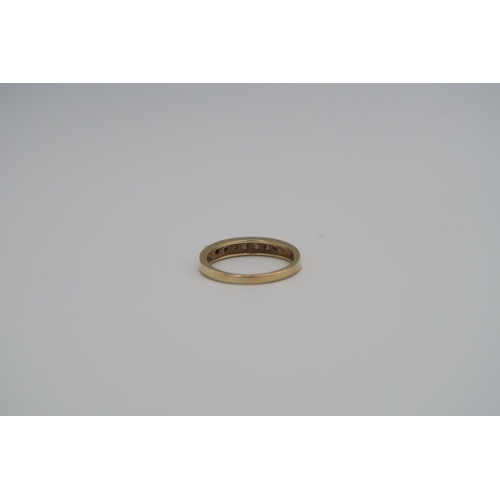 70 - An 18ct yellow gold and diamond half eternity ring, size P, approx 3.41 grams