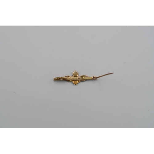 87 - A yellow gold RAF badge with 9ct front and 18ct gold support and pin behind, total weight approx  2.... 