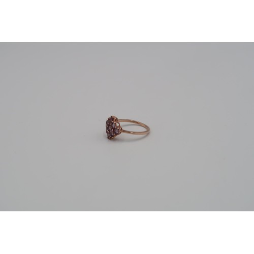 180 - A 9ct rose gold colour change garnet cluster ring - head size approx 14mm x 13mm - ring size approx ... 