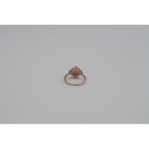 180 - A 9ct rose gold colour change garnet cluster ring - head size approx 14mm x 13mm - ring size approx ... 