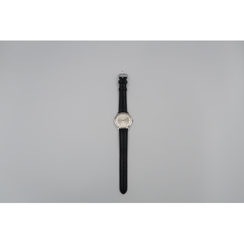 286 - A Tresna wristwatch with silvered dial, baton markers