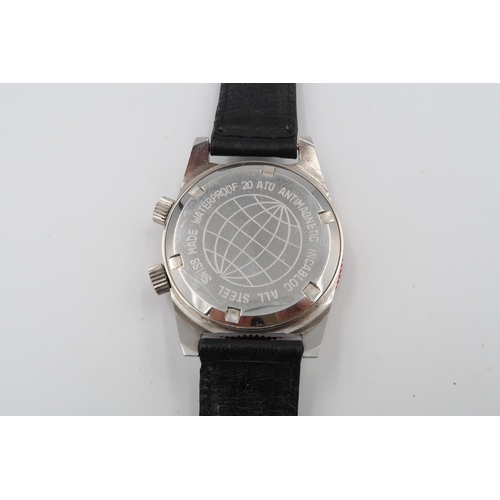 296 - An O & W wristwatch