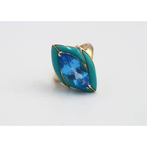 79 - A 14ct Yellow Gold and Turquoise Dress ring Size R - approx weight 3.7grams- stone loose out of sett... 