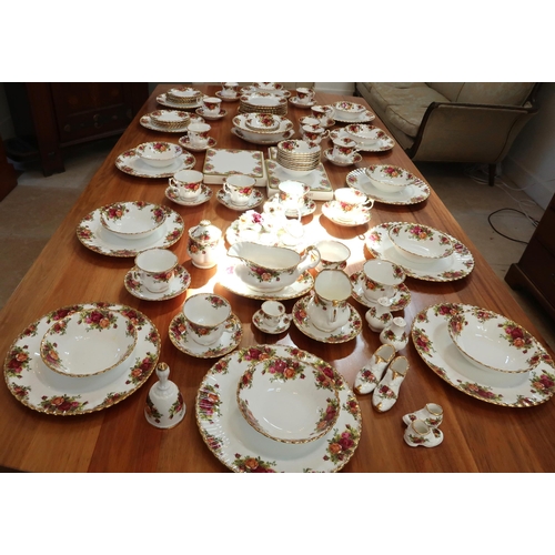 453 - Royal Albert Old Country Roses pattern part dinner service consisting of, Twelve dinner plates, Twel... 