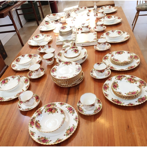 453 - Royal Albert Old Country Roses pattern part dinner service consisting of, Twelve dinner plates, Twel... 