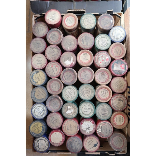 475 - A large quantity of Edison Gold moulded  cylinder recordings, some in original boxes.  approx. 173 i... 