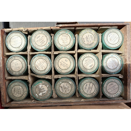 475 - A large quantity of Edison Gold moulded  cylinder recordings, some in original boxes.  approx. 173 i... 