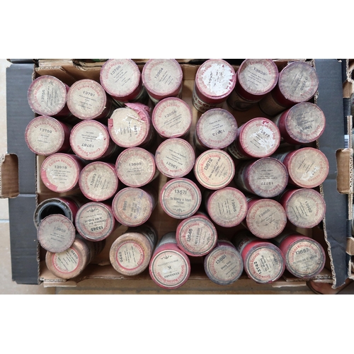 475 - A large quantity of Edison Gold moulded  cylinder recordings, some in original boxes.  approx. 173 i... 