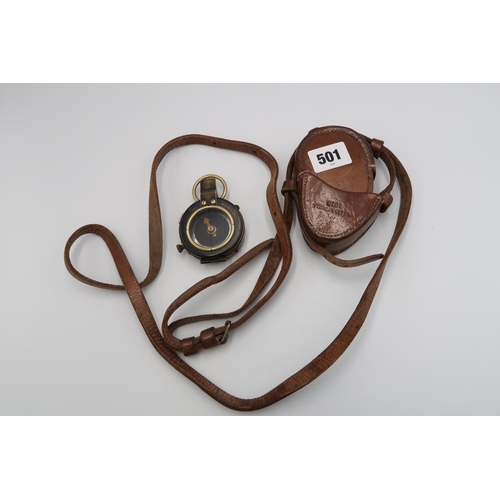 501 - A WWI compass, broad arrow to back - 1917