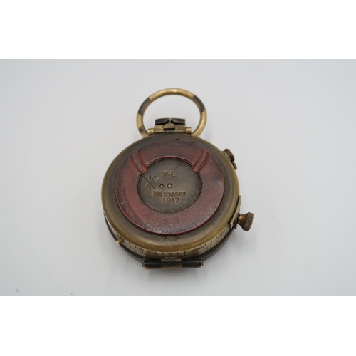 501 - A WWI compass, broad arrow to back - 1917