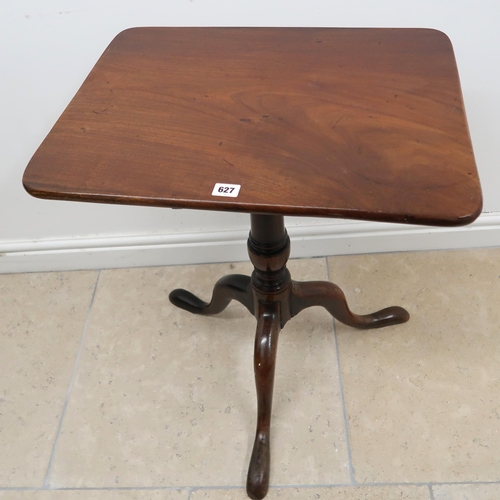 627 - A Georgian rectangular tilt top occasional table on turned column terminating in tripod support. 57c... 