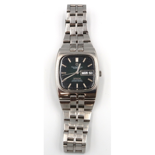 267 - An Omega Constellation in stainless steel case on a stainless steel bracelet strap - ticks but stops... 