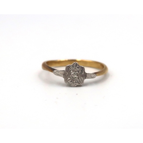 171 - A single cut diamond panel ring. Tests gold 18ct. Size M. Weight 2.12 grams